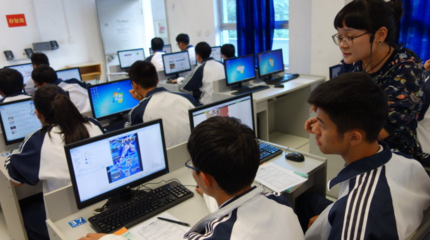 初中畢業男孩子學什么專業好？聚焦計算機軟件開發與維修